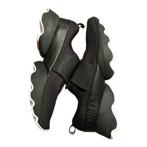 SOREL Women's Kinetic™ Impact Strap Sneaker size 10.5